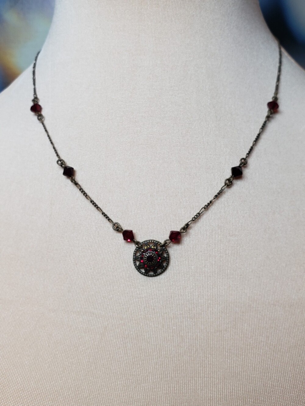 Delicate Red Swavorski Crystal Filigree Medallion Pendant Necklace
